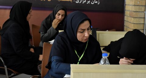 آزمون استخدامی