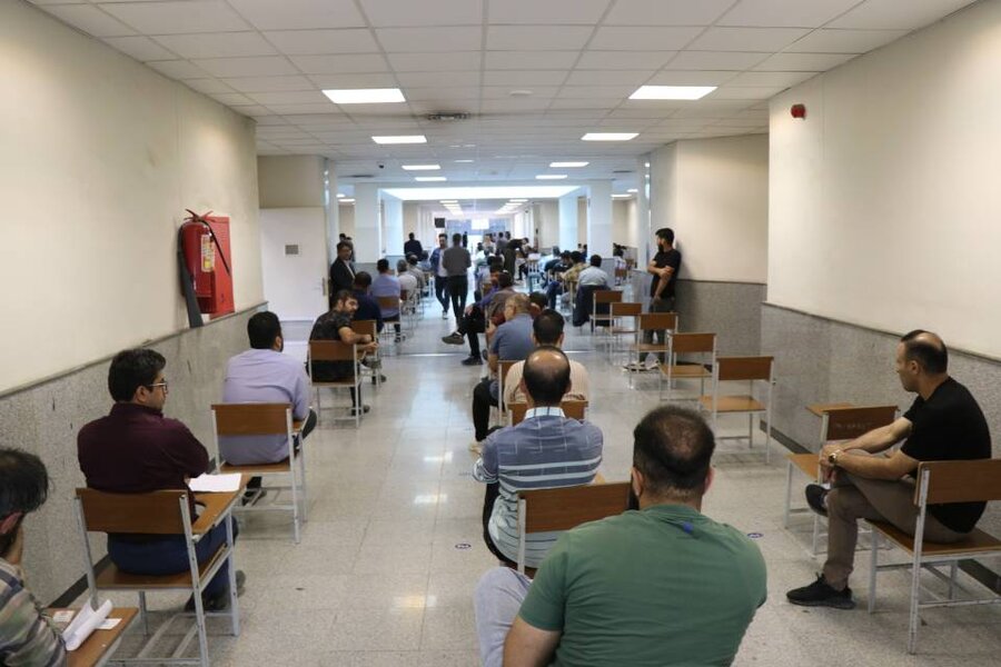 اولین آزمون استخدامی ویژه افراد دارای معلولیت در آذربایجان‌غربی برگزار شد