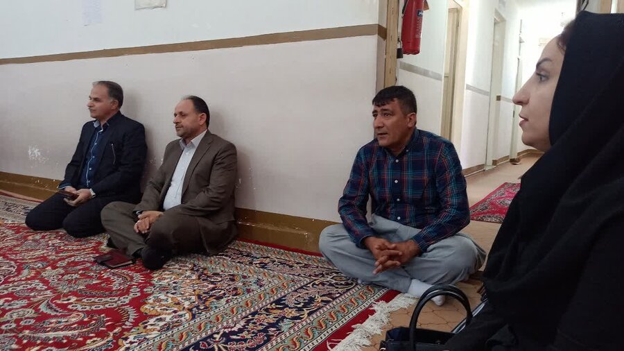 دیدار رییس حراست و مسئول ارزیابی عملکرد بهزیستی استان با پرسنل بهزیستی کامیاران