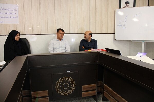 بویین میاندشت| همیاران سلامت روان محلی بازوان بهزیستی در جهت ارتقای سلامت روان