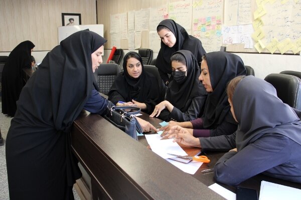 بویین میاندشت| همیاران سلامت روان محلی بازوان بهزیستی در جهت ارتقای سلامت روان