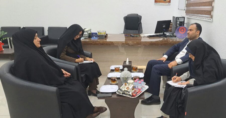 شهرستان بوشهر| دیدار قاضی دادسرای عمومی و انقلاب با مدیر و کارکنان بهزیستی شهرستان بوشهر