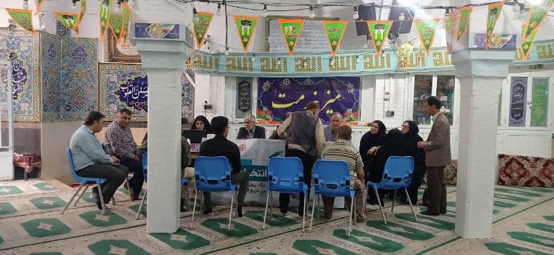  اصفهان| آثار مثبت برپایی میز خدمت در خدمت‌رسانی و تعامل بیشتر بین مسئولین و جامعه هدف 