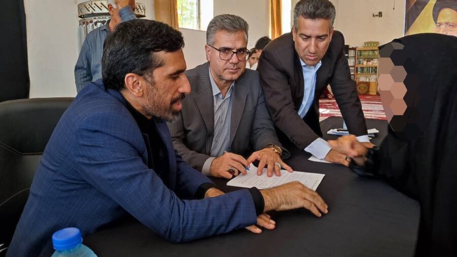 دیدار صمیمی معاون وزیر و رئیس سازمان بهزیستی کشور با مردم شهرستان چوار دیدار صمیمی معاون وزیر و رئیس سازمان بهزیستی کشور با مردم شهرستان چوار