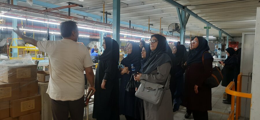 راهیان پیشرفت| بازدید کارکنان بهزیستی از کارخانه اسنوا