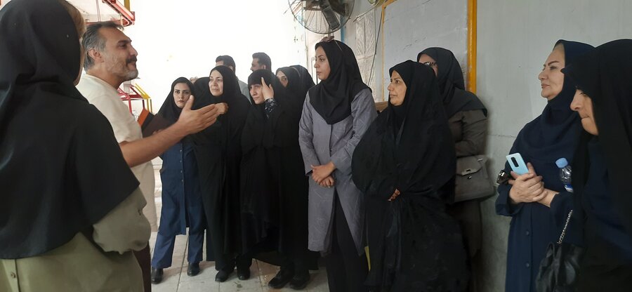 راهیان پیشرفت| بازدید کارکنان بهزیستی از کارخانه اسنوا