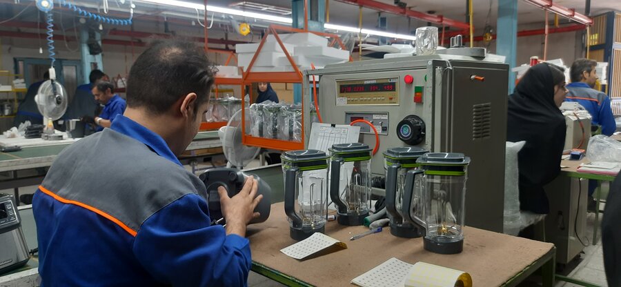 راهیان پیشرفت| بازدید کارکنان بهزیستی از کارخانه اسنوا