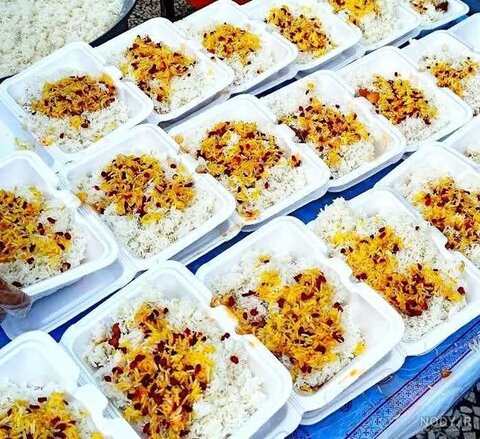 اشتهارد | توزیع غذای نذری علوی به مناسبت گرامیداشت عید غدیرخم