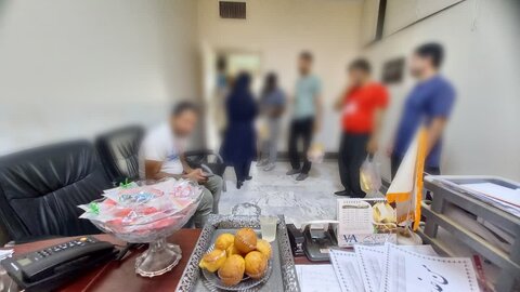 برپایی ایستگاه صلواتی و توزیع ۱۰۰ بسته مواد غذایی در بین جامعه هدف تحت پوشش بهزیستی اشتهارد