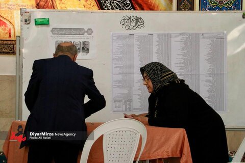 گزارش تصویری | حضور خانواده بزرگ بهزیستی استان گیلان در شعبات اخذ رأی ریاست جمهوری