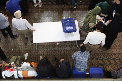 گزارش تصویری | حضور خانواده بزرگ بهزیستی استان گیلان در شعبات اخذ رأی ریاست جمهوری