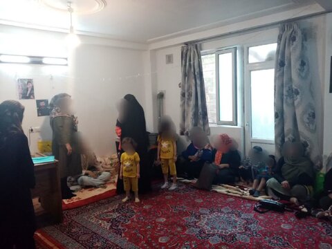 کلاس آموزشی مهارت های زندگی با رویکرد امیدآفرینی در محله کم برخوردار روستای خسبان برگزار شد