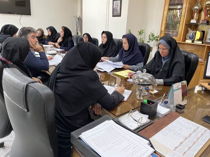 اصفهان| بررسی و ارزیابی ۳۵۶ مورد گزارش مددکاری جهت رسیدگی به درخواست‌ها و مشکلات مددجویان