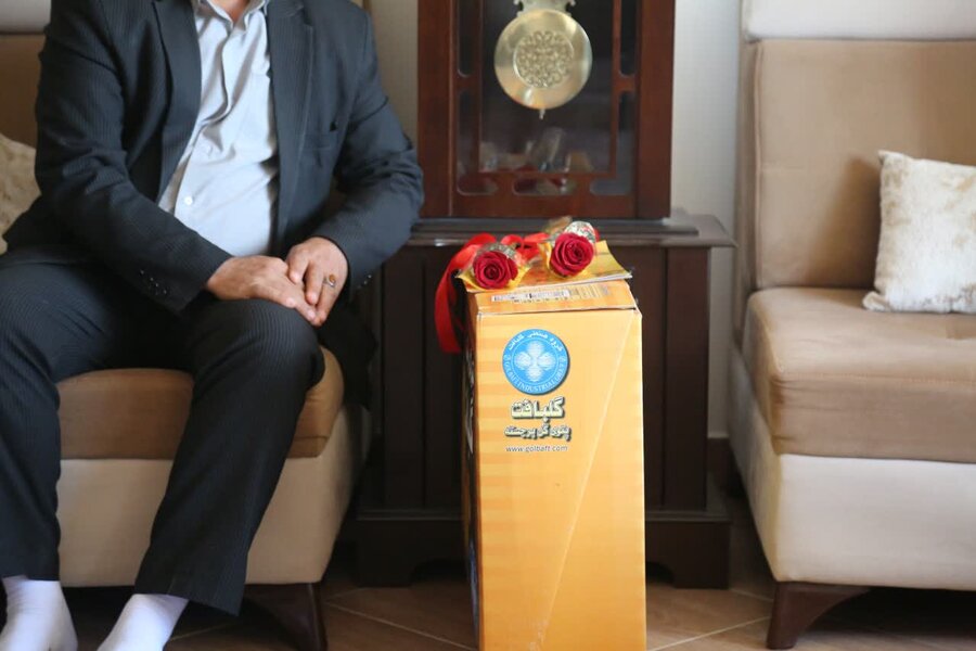 تجلیل و تقدیر مدیرکل بهزیستی کردستان از بازنشستگان
