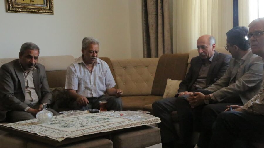 تجلیل و تقدیر مدیرکل بهزیستی کردستان از بازنشستگان