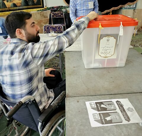 گزارش تصویری| حضور پر شور خانواده بزرگ و شریف بهزیستی مازندران در پای صندوق‌های اخذ رای جهت خلق حماسه باشکوه انتخاباتی