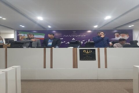 حضور مدیرکل بهزیستی خراسان رضوی در مرکز پاسخگویی تلفنی ستاد انتخابات شهرستان مشهد