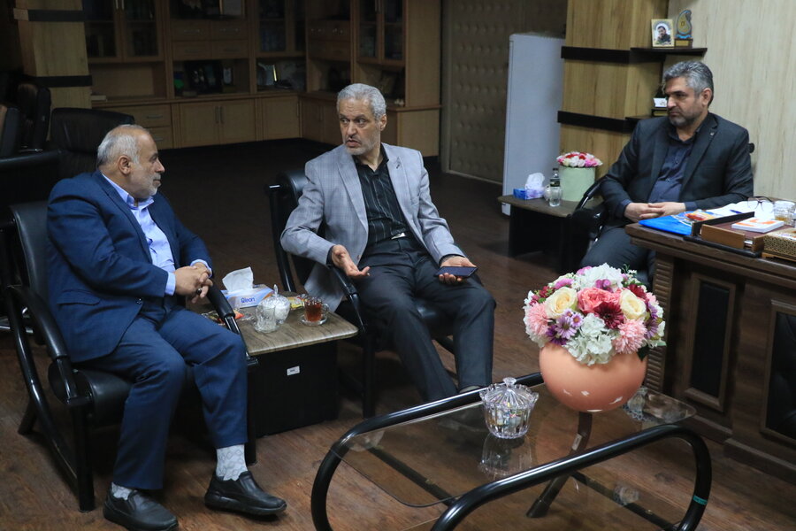 دیدار مدیرعامل آسایشگاه سالمندان و معلولین گیلان با مدیرکل بهزیستی گیلان