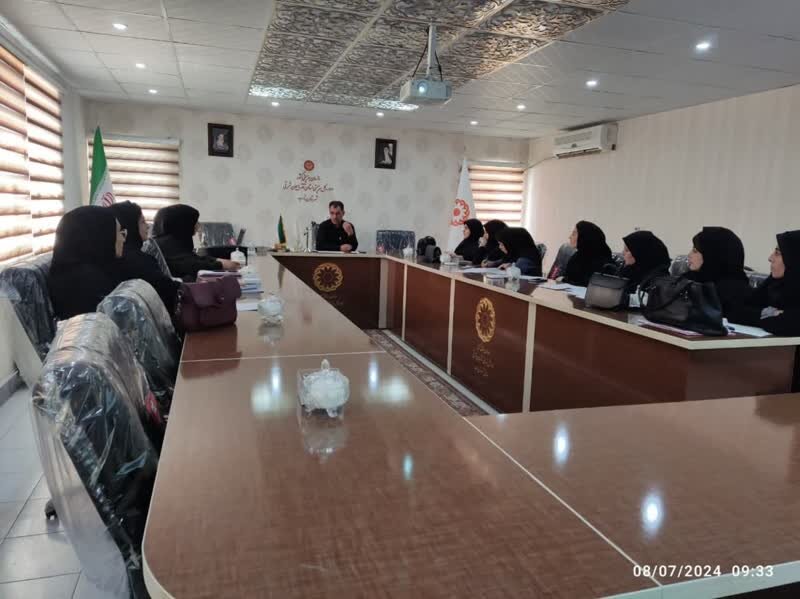 گزارش تصویری| جلسه آموزشی- توجیهی دستورالعمل های دفتر خانواده و بانوان در بناب گزارش تصویری| جلسه آموزشی- توجیهی دستورالعمل های دفتر خانواده و بانوان در بناب