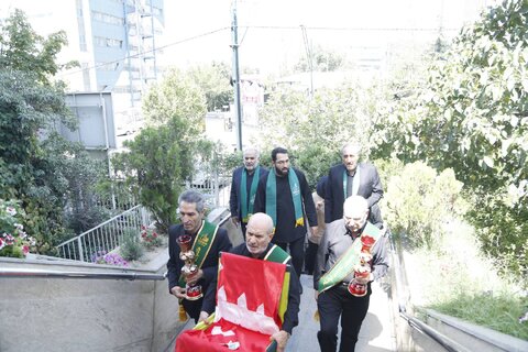 گزارش تصویری| آئین پرچم گردانی پرچم متبرک حرم امام حسین (ع) در بهزیستی استان تهران