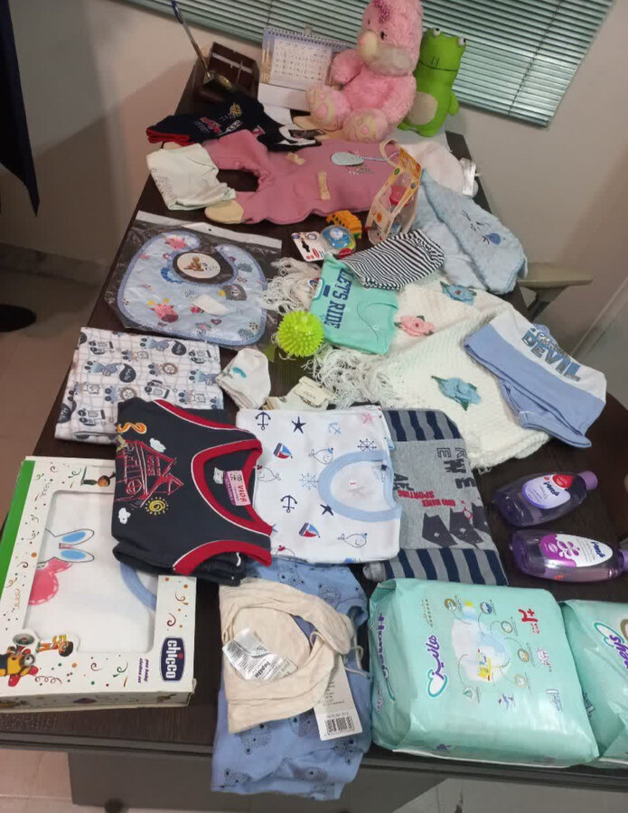 کرج | اهداء سیسمونی نوزاد به خانواده کم برخوردار تحت پوشش بهزیستی کرج کرج | اهداء سیسمونی نوزاد به خانواده کم برخوردار تحت پوشش بهزیستی کرج