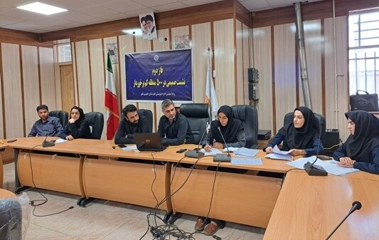 خمینی شهر | اجرای فاز دوم نشست صمیمی