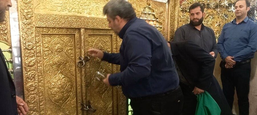 فیروزکوه | آئین غبار روبی آستان مقدس امام زاده اسماعیل در هفته بهزیستی
