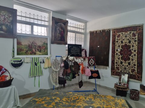 افتتاح نمایشگاه و کارگاه قالیبافی به مناسبت گرامیداشت هفته بهزیستی