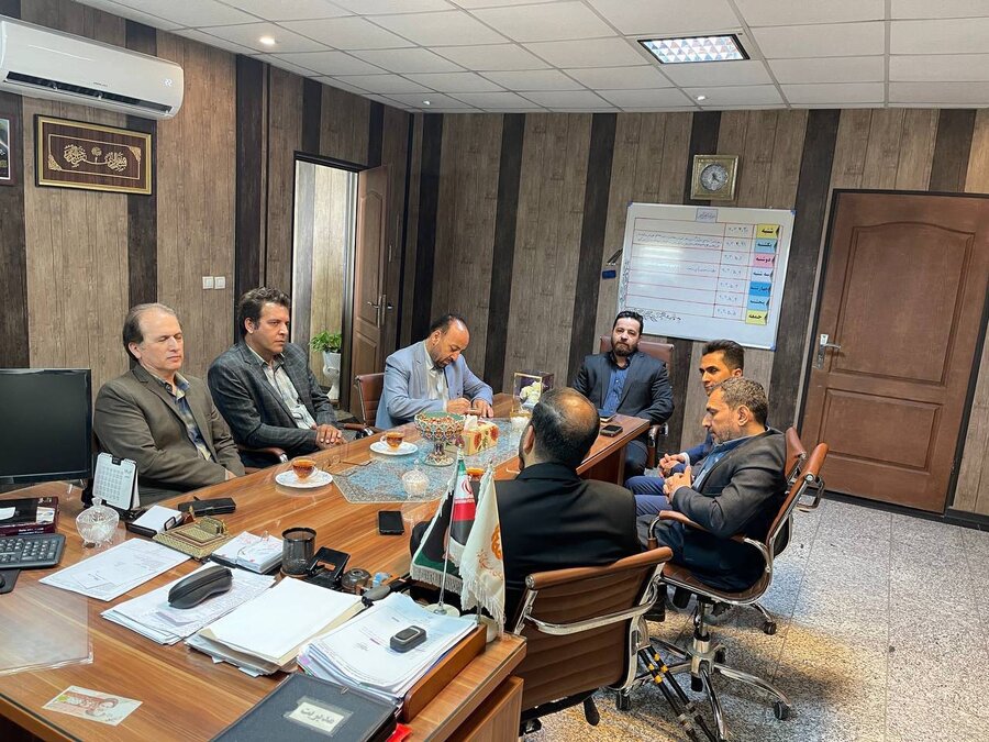 بهارستان | دیدار معاون سیاسی انتظامی فرمانداری با رئیس بهزیستی به مناسبت هفته بهزیستی بهارستان | دیدار معاون سیاسی انتظامی فرمانداری با رئیس بهزیستی به مناسبت هفته بهزیستی