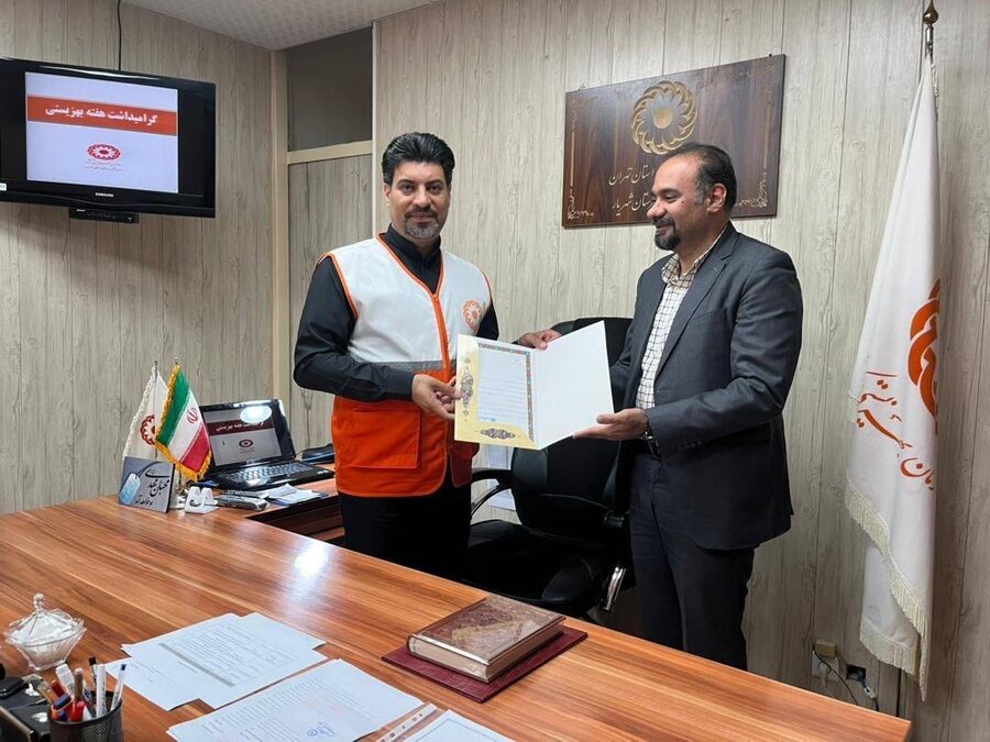 شهریار| دیدار روسای ادارات ورزش و جوانان و بیمه سلامت شهریار با رئیس اداره بهزیستی شهریار| دیدار روسای ادارات ورزش و جوانان و بیمه سلامت شهریار با رئیس اداره بهزیستی
