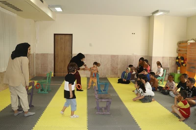 کرج | کارگاه آموزشی بازی ویژه کودکان مراکز روزانه و شبانه‌ روزی دارای اختلال اوتیسم و معلولیت ذهنی