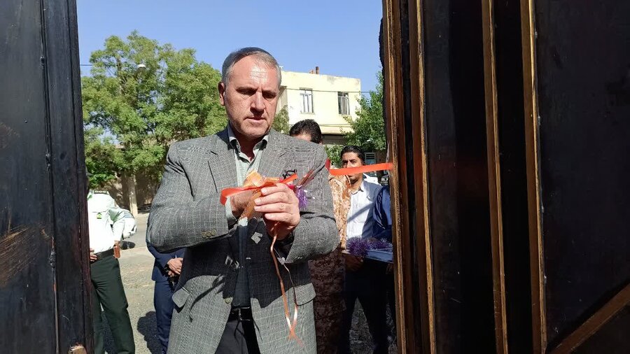 آیین افتتاح مسکن مددجویی در کامیاران