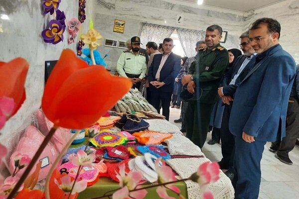 گزارش تصویری| برپایی نمایشگاه تولیدات و دستاوردهای جامعه هدف بهزیستی شهرستان فیروزه