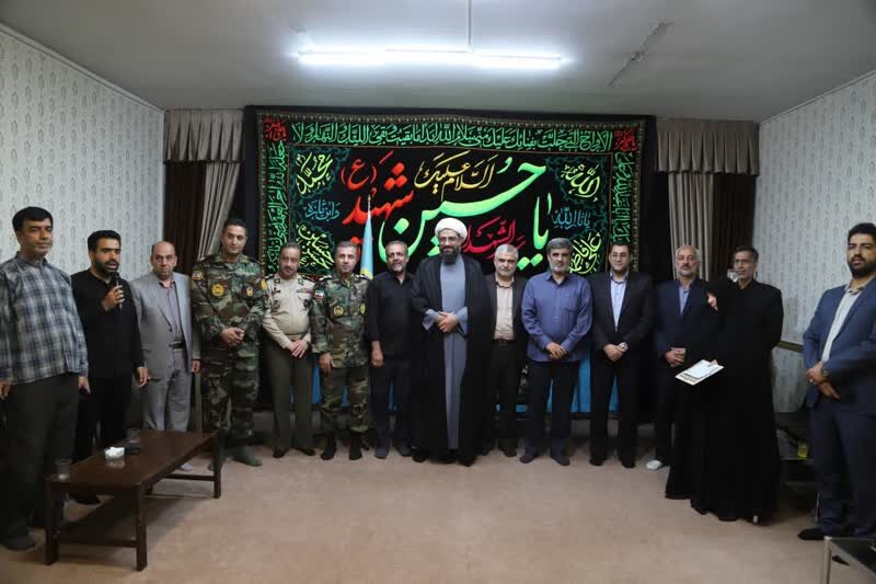 تجلیل آیت اله شعبانی نماینده ولی فقیه و امام جمعه همدان از خانواده شهیدفضلی