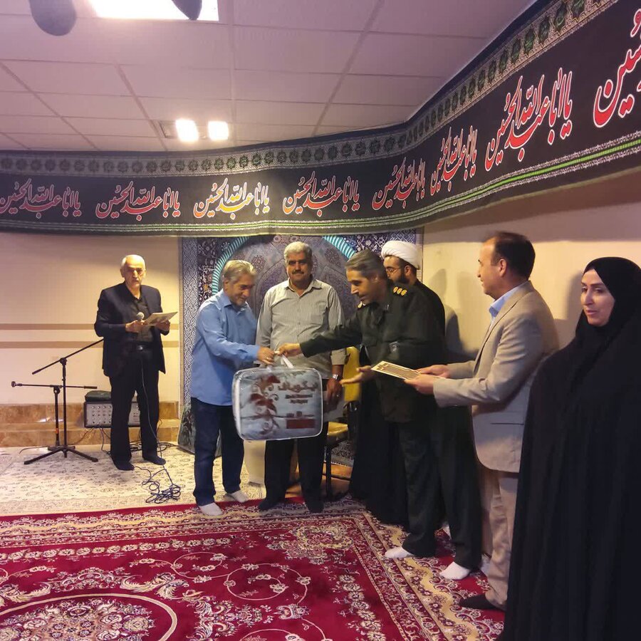 تقدیر از آزادگان بهزیستی استان در مراسم زیارت عاشورا
