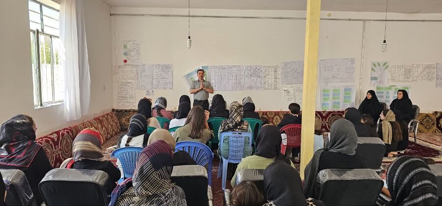 حضور ریاست بهزیستی شاهین دژ در اختتامیه طرح مانا در روستای آغ تپه