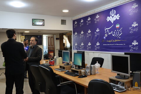 گزارش تصویری ا تقدیر از خبرنگاران واحد خبر صداوسیمای استان مرکزی شبکه آفتاب