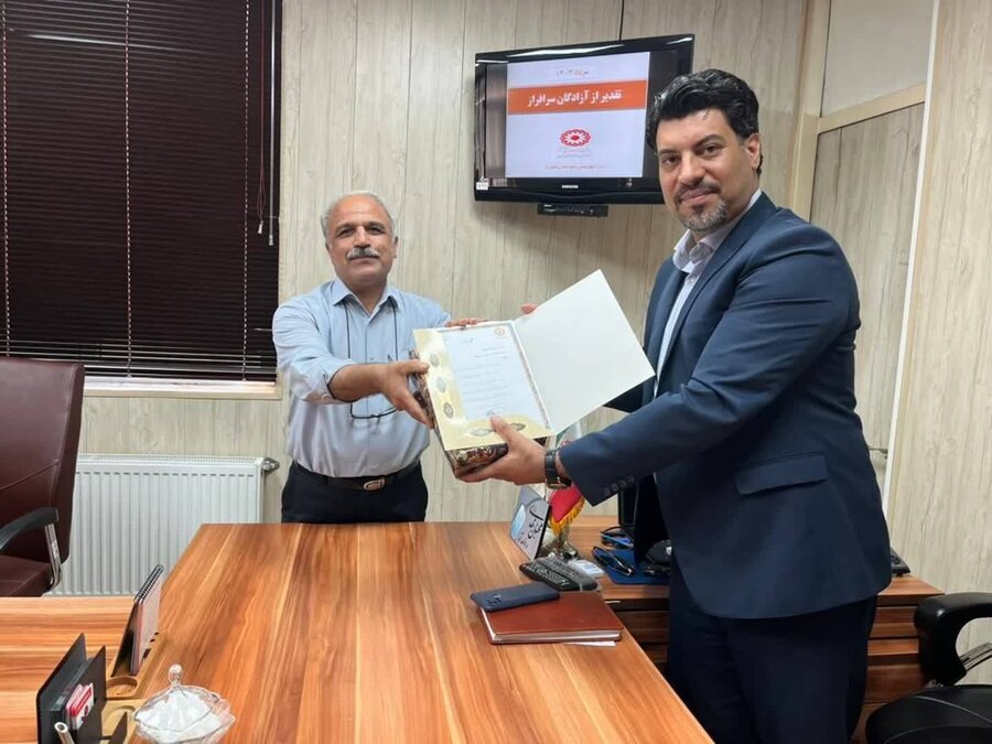 شهریار | مراسم تجلیل از آزادگان شاغل دربهزیستی شهریار | مراسم تجلیل از آزادگان شاغل دربهزیستی