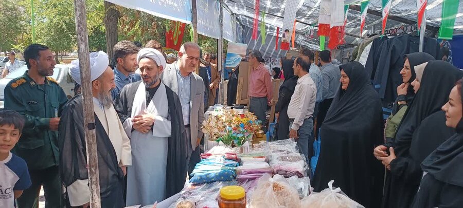 برپایی نمایشگاه اسوه شهرستانی با حضور مراکز بهزیستی شاهین دژ