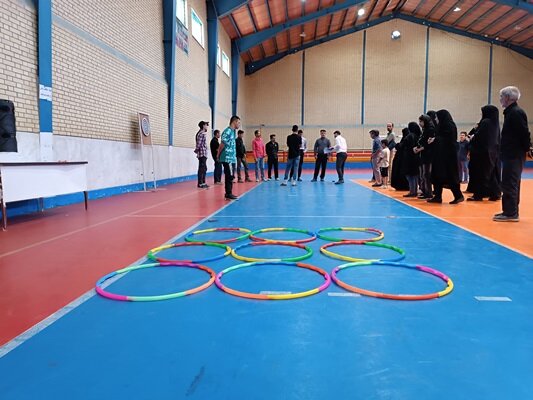 بویین میاندشت| برگزاری جشنواره ورزشی و بازیهای بومی محلی جام بلند همتان