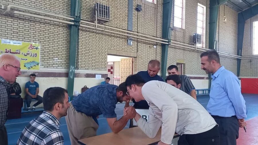 برگزاری جشنواره ورزشهای بومی محلی در شهرستان کامیاران