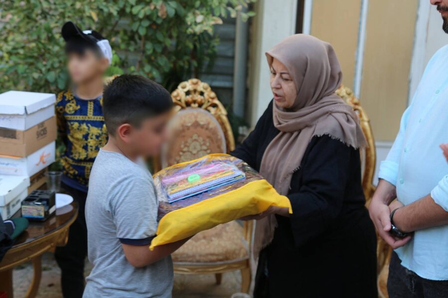 سنندج | اهدای ۲۵۰ بسته ملزومات مدرسه موسسه خیریه ئاسوی زانیاران به کودکان کار