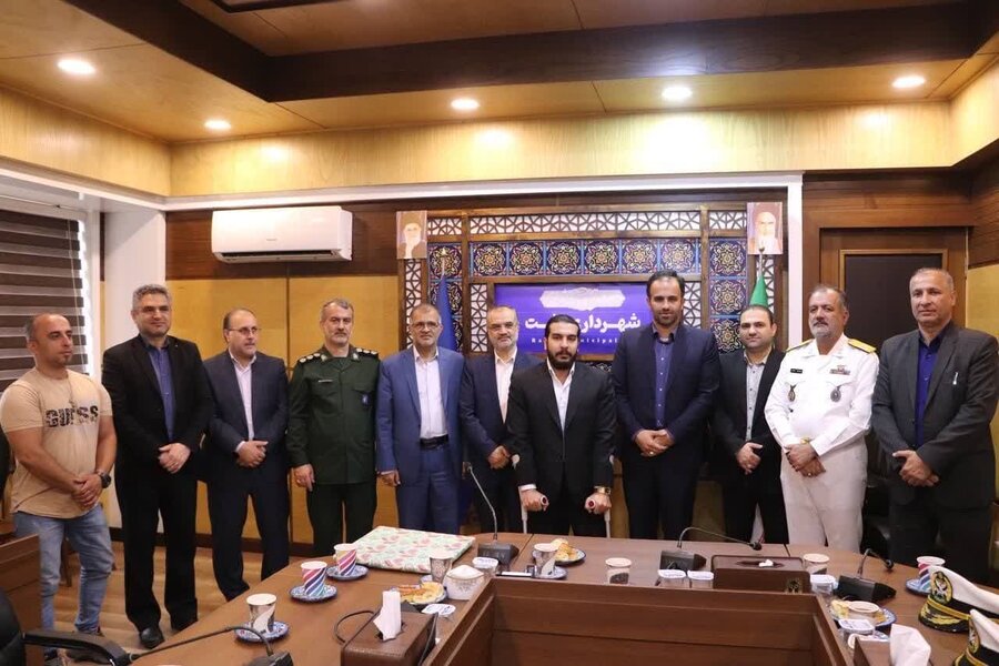 تجلیل از «محسن بختیار» قهرمان گیلانی پارالمپیک ۲۰۲۴ پاریس در شهرداری رشت تجلیل از «محسن بختیار» قهرمان گیلانی پارالمپیک ۲۰۲۴ پاریس در شهرداری رشت