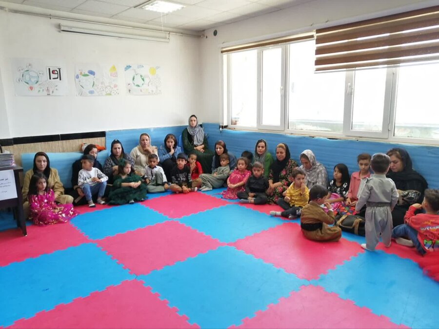 مریوان | میز خدمت بهزیستی در گرامیداشت روز جهانی ناشنوایان