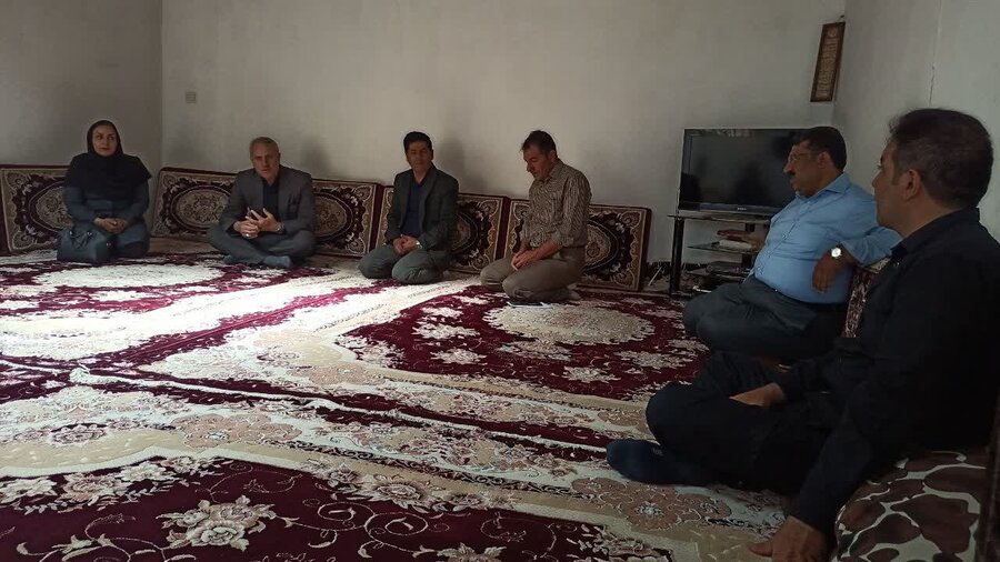 دیدار با سالمندان بستر گرای روستاهای دور افتاده در کامیاران