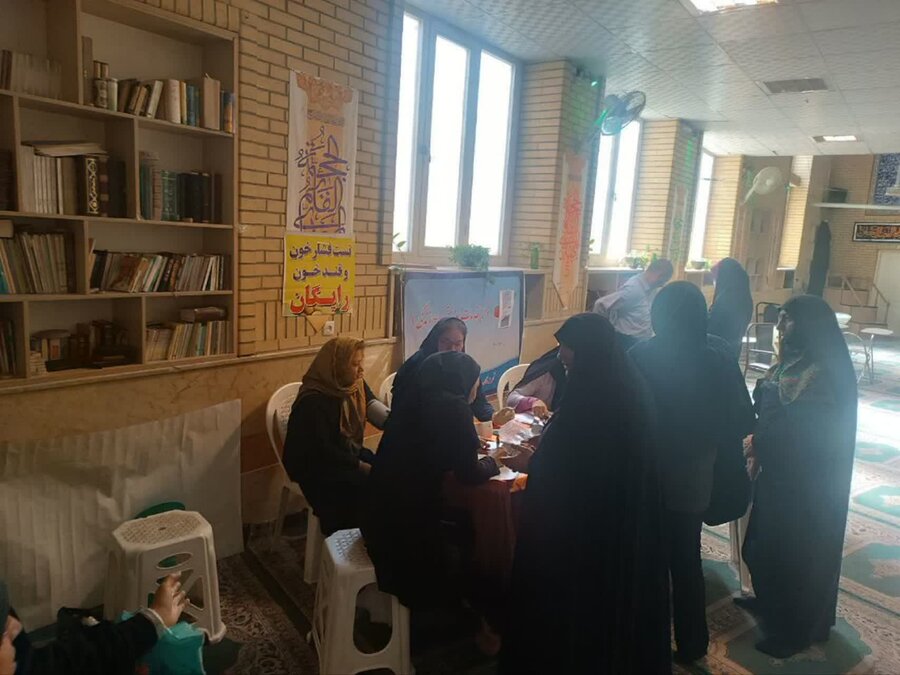 ایستگاه سلامت و خدمات مشاوره ای به مناسبت هفته سلامت برپا شد ایستگاه سلامت و خدمات مشاوره ای به مناسبت هفته سلامت برپا شد