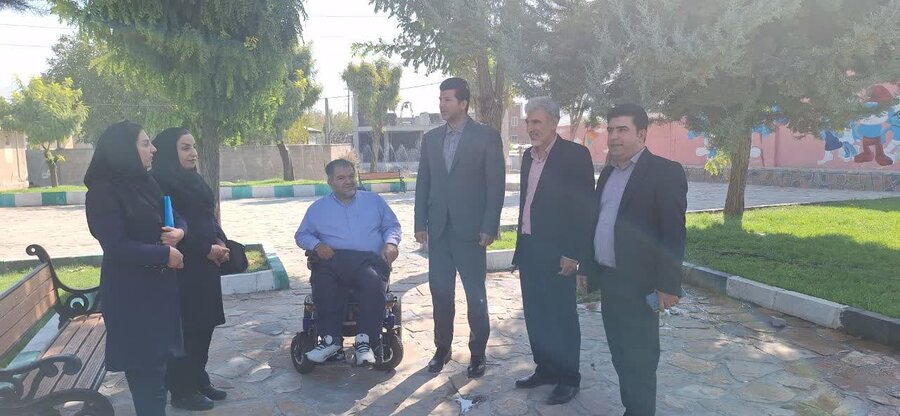 بازدید میدانی از مناسب سازی شهری در کامیاران