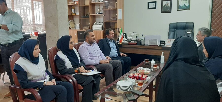 رودبار | دیدار صمیمانه مدیرکل بهزیستی گیلان با جمعی از همکاران اداره بهزیستی شهرستان رودبار رودبار | دیدار صمیمانه مدیرکل بهزیستی گیلان با جمعی از همکاران اداره بهزیستی شهرستان رودبار