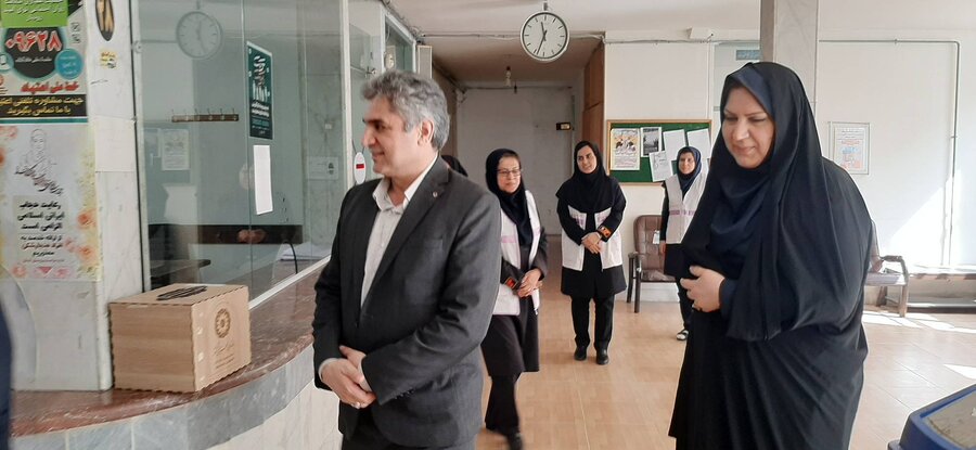 رودبار | دیدار صمیمانه مدیرکل بهزیستی گیلان با جمعی از همکاران اداره بهزیستی شهرستان رودبار رودبار | دیدار صمیمانه مدیرکل بهزیستی گیلان با جمعی از همکاران اداره بهزیستی شهرستان رودبار