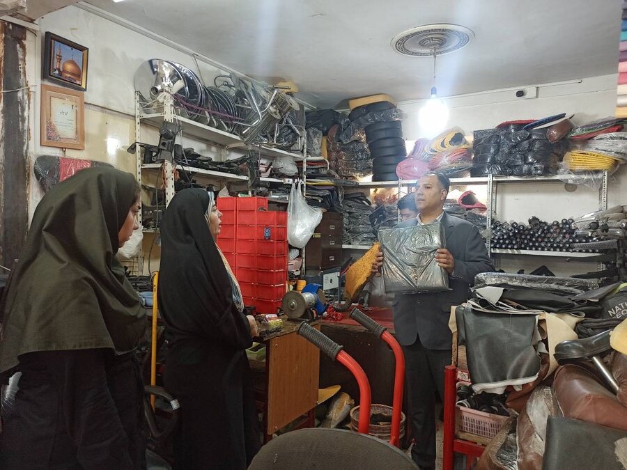 شهر قدس | بازدید از کارگاه اشتغال معلول نابینای موفق شهر قدس | بازدید از کارگاه اشتغال معلول نابینای موفق